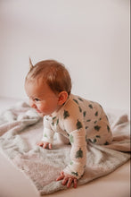 Load image into Gallery viewer, O Christmas Tree | Family Christmas Bamboo Collection