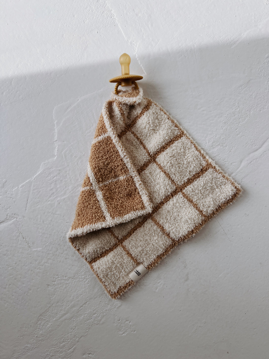 Golden Grid | Lovey Christmas Collection