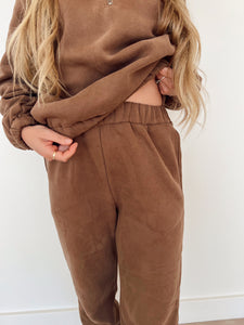 Chocolate  | Women's Two Piece 1/4 Zip Sweat Set