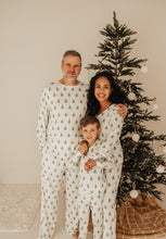 Load image into Gallery viewer, O Christmas Tree | Family Christmas Bamboo Collection