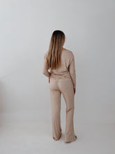 Load image into Gallery viewer, Golden Gingham | Women&#39;s Bamboo Pajamas