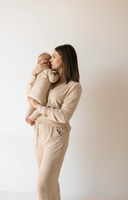 Load image into Gallery viewer, Golden Gingham | Women&#39;s Bamboo Pajamas