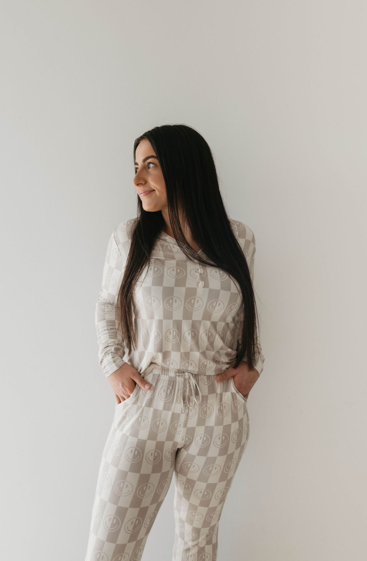 Smile Checkerboard  | Women's Bamboo Pajamas