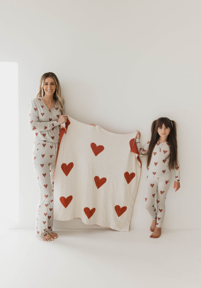 Queen of Hearts | Paisley’s Hand Drawn Print Plush Blanket