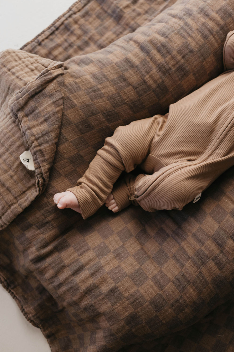 Muslin Quilt | Faded Brown Checkerboard