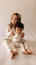 Load image into Gallery viewer, Daisy | Bamboo Two Piece Pajamas