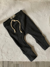 Load image into Gallery viewer, Fitted Jogger - Charcoal